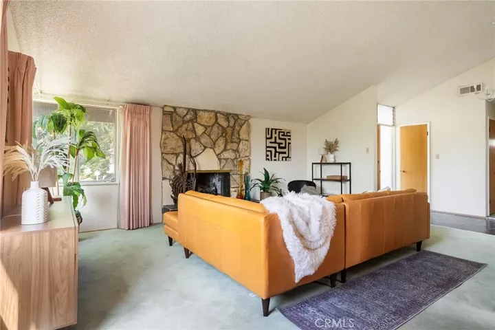 Property Photo: 2020 Liliano CA 91024