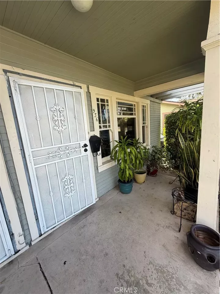 Property Photo: 936 N Laurel CA 91762