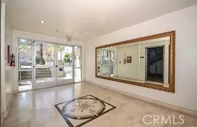 Property Photo: 980 S Oxford 303 CA 90006