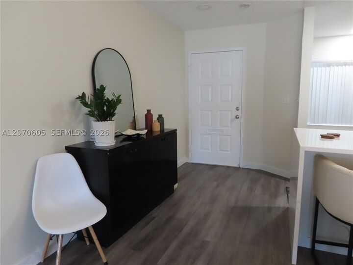 Property Photo:  4001 NW 90th Ave 4001  FL 33351 