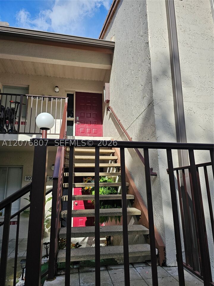 Property Photo: 9077 SW 138th Pl 9077 FL 33186