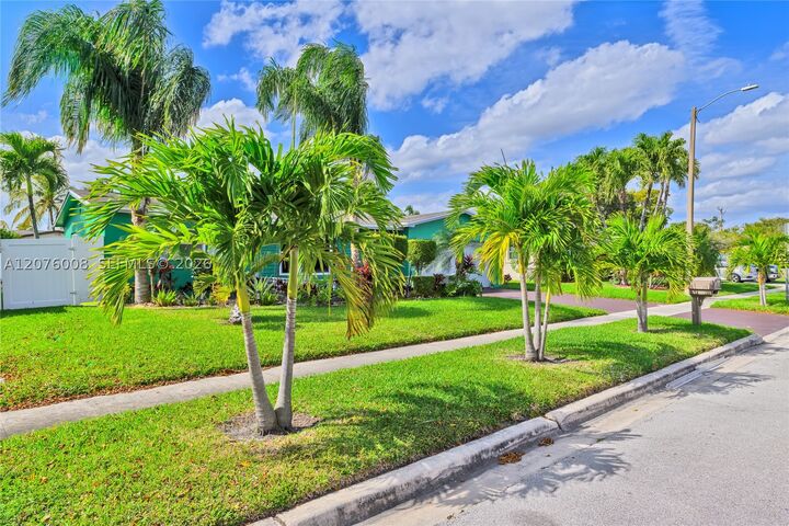 Property Photo:  257 NW 79th Ave  FL 33063 