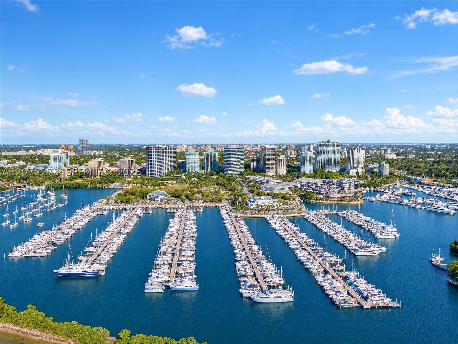 Property Photo: 3400 SW 27th Ave 902 FL 33133