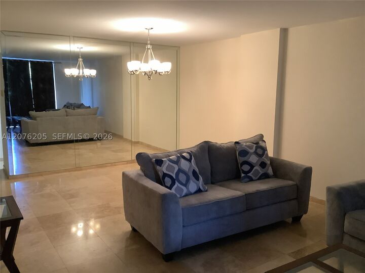 Property Photo: 2801 NE 183rd St 111W FL 33160