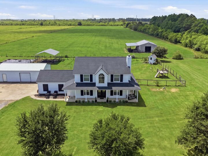 Property Photo: 4560 McDermand Rd TX 77613