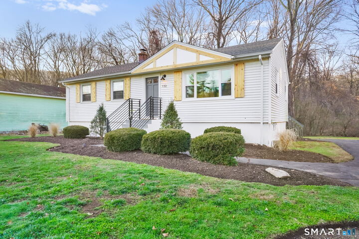 Property Photo:  132 Toll House Lane  CT 06825 