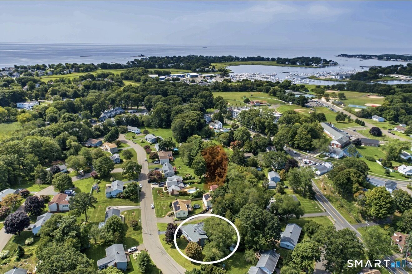 Property Photo: 11 Woodside Drive CT 06405