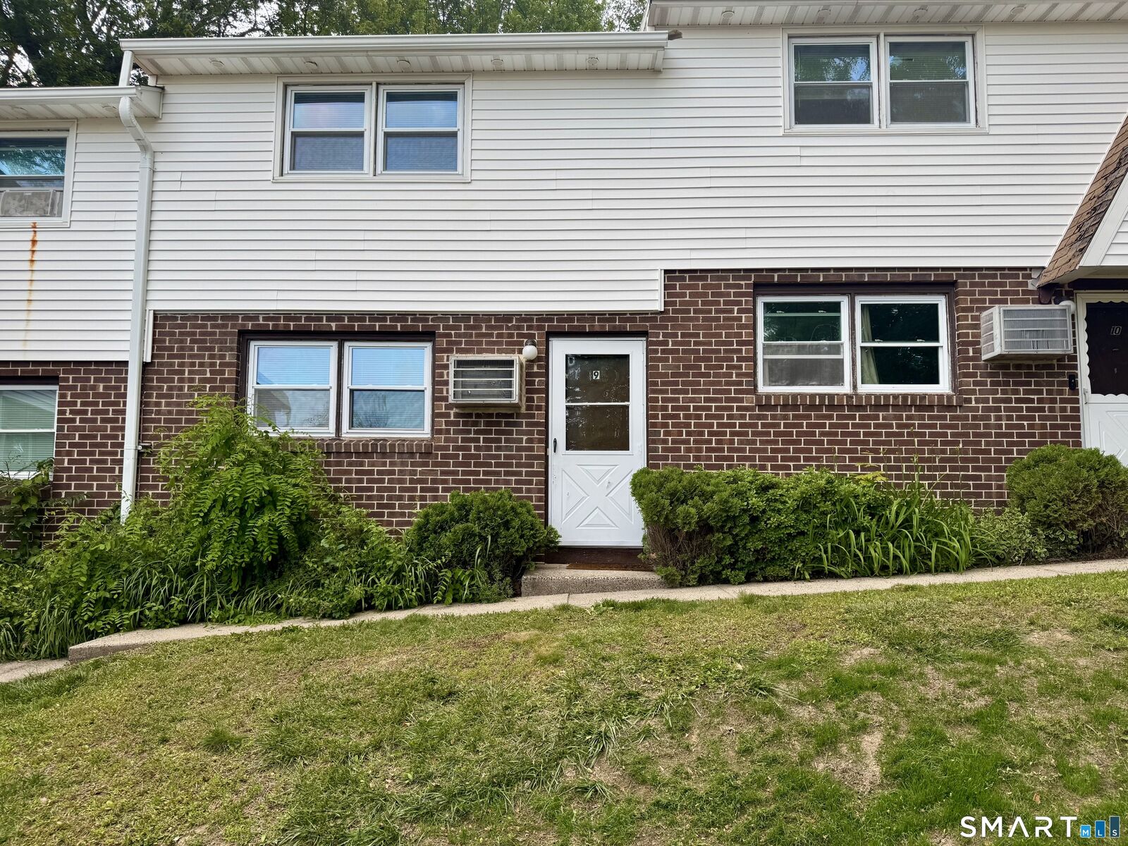 Property Photo:  1370 Highland Avenue 11  CT 06708 