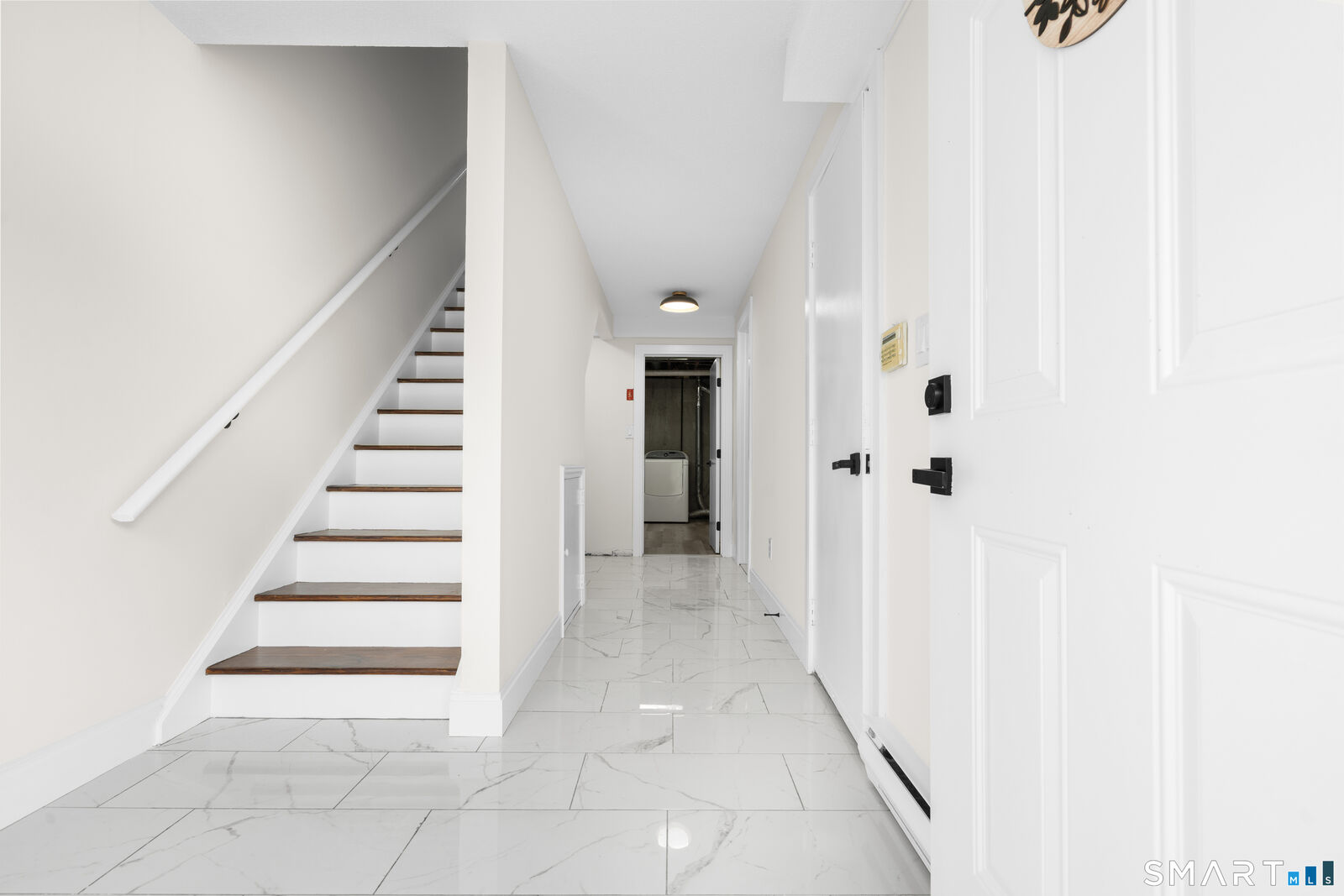 Property Photo:  223 Thompson Street B  CT 06513 