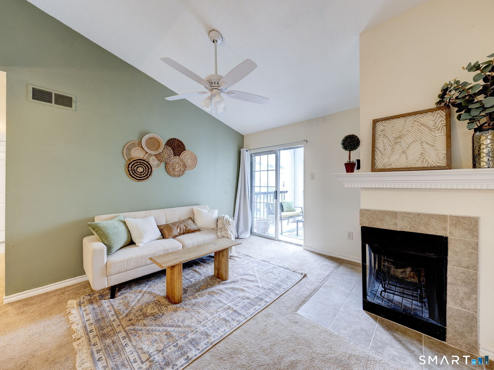 Property Photo:  31 High Street 5307  CT 06118 