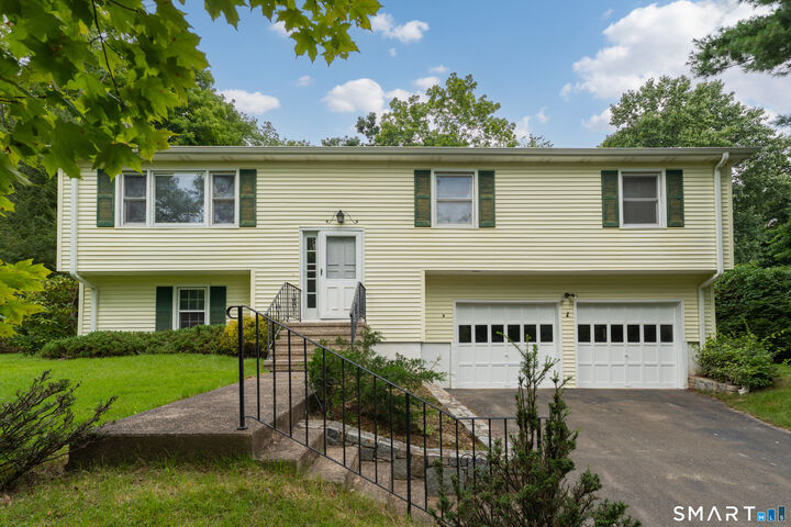 Property Photo:  15 Driftwood Lane  CT 06437 