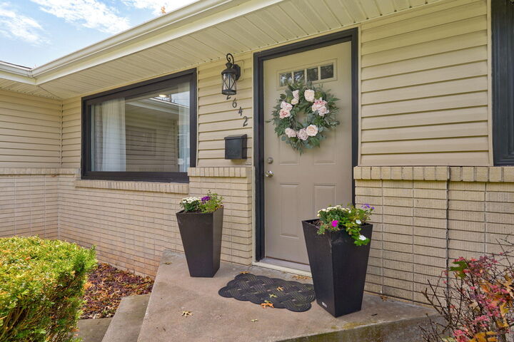 Property Photo: 2642 E Lombard Street MO 65802