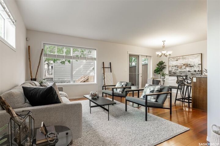 Property Photo:  110 Dulmage Crescent 14  SK S7T 0C7 