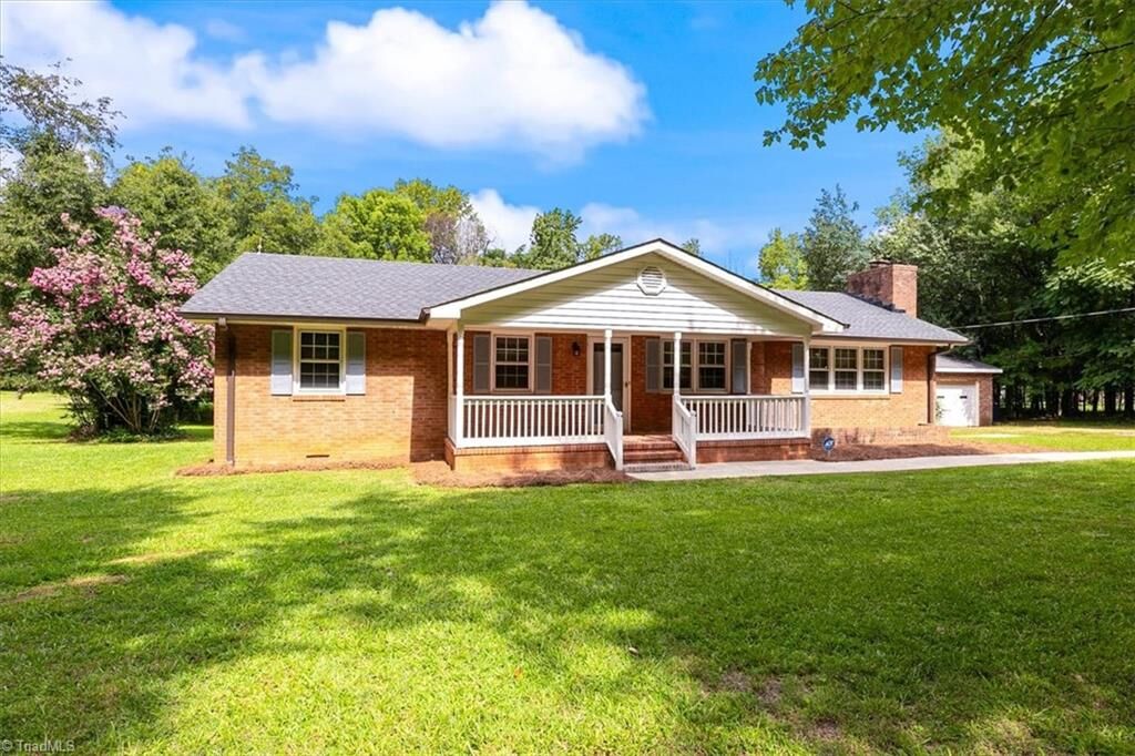 Property Photo:  4150 Old Julian Road  NC 27283 