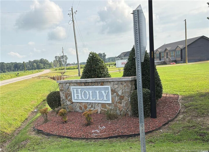 Property Photo: 123 Velton Street NC 28358