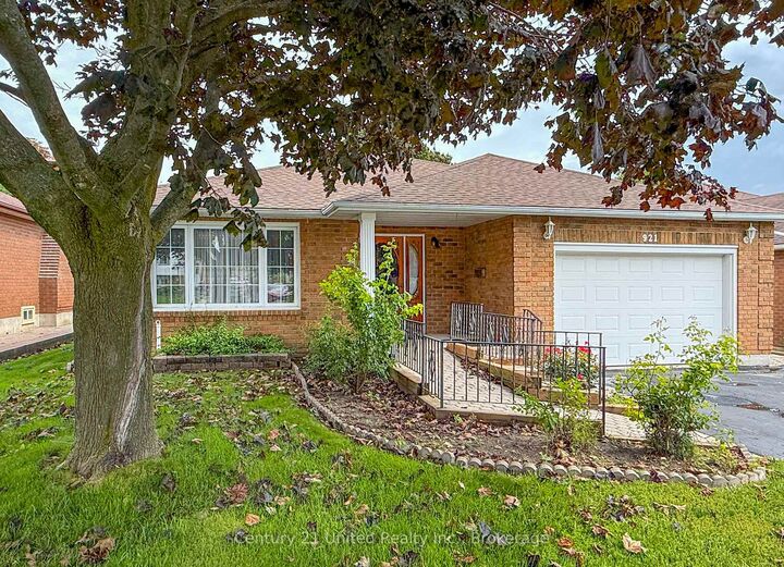 Property Photo:  921 Westwood Crescent  ON K9A 5B6 