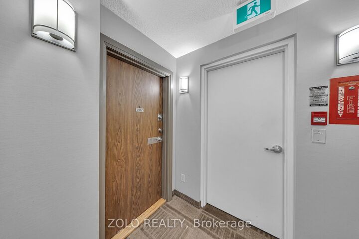 Property Photo:  133 Torresdale Avenue 2502  ON M2R 3T2 