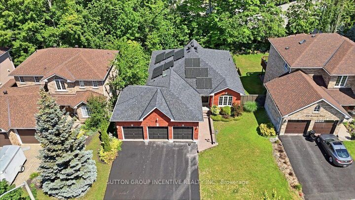 Property Photo: 200 Cumming Drive ON L4N 0C9