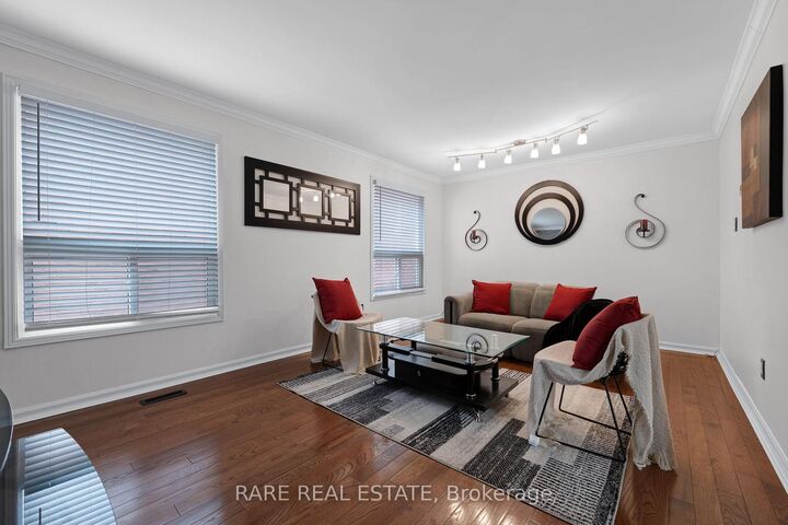 Property Photo: 45 Sandmere Avenue ON L6Z 4A2