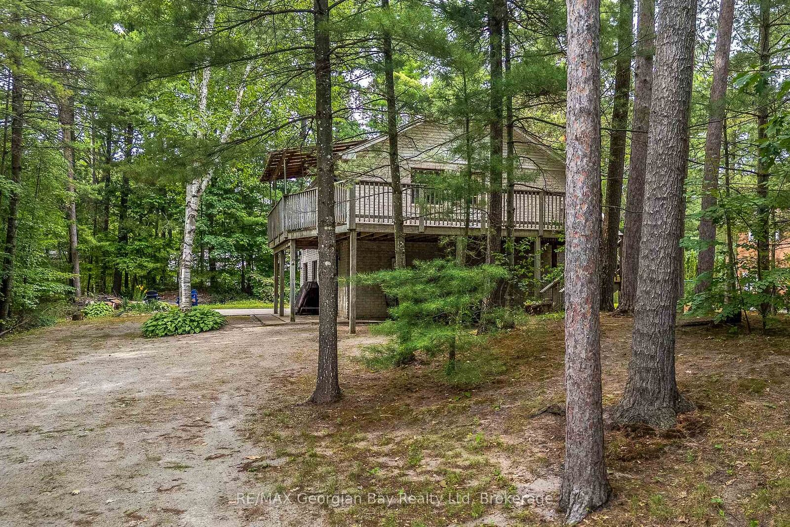 Property Photo: 754 Lafontaine Road W ON L9M 0L5