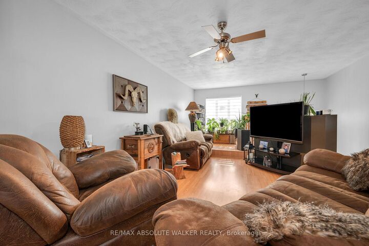 Property Photo:  535B Devista Boulevard  ON K0B 1A0 