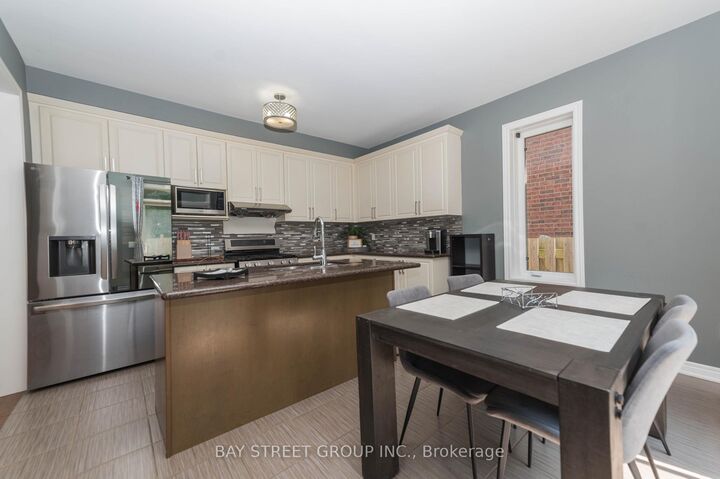 Property Photo: 116 Winterberry Boulevard ON L2V 0B5
