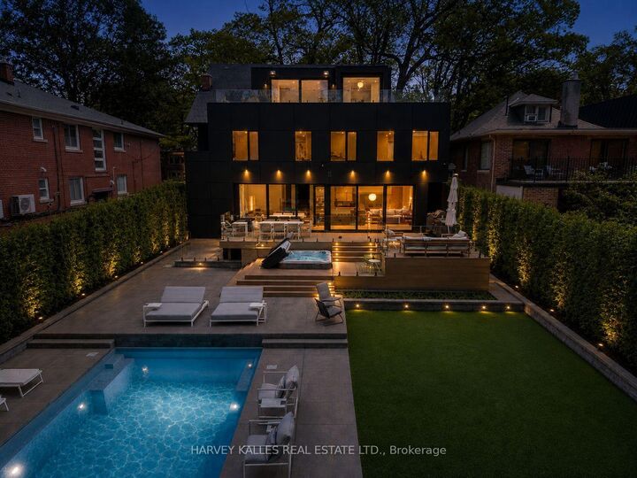 Property Photo: 128 Lyndhurst Avenue ON M5R 2Z9