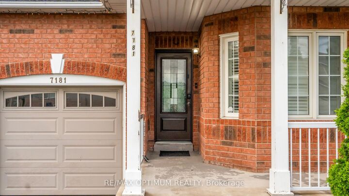 Property Photo: 7181 Tabbyman Walk ON L5W 1K4