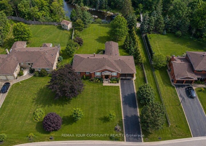 Property Photo:  12 Cairns Boulevard  ON L0L 1X0 