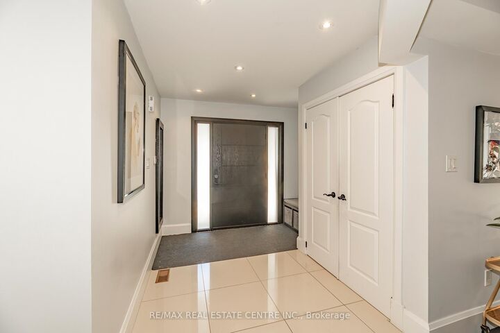 Property Photo: 41 Ranchero Drive ON L7A 3C6