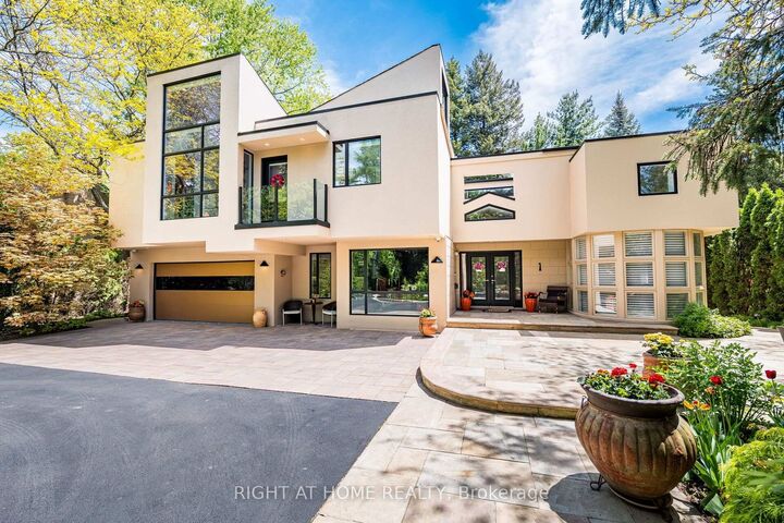 1 Friars Lane — photo 1