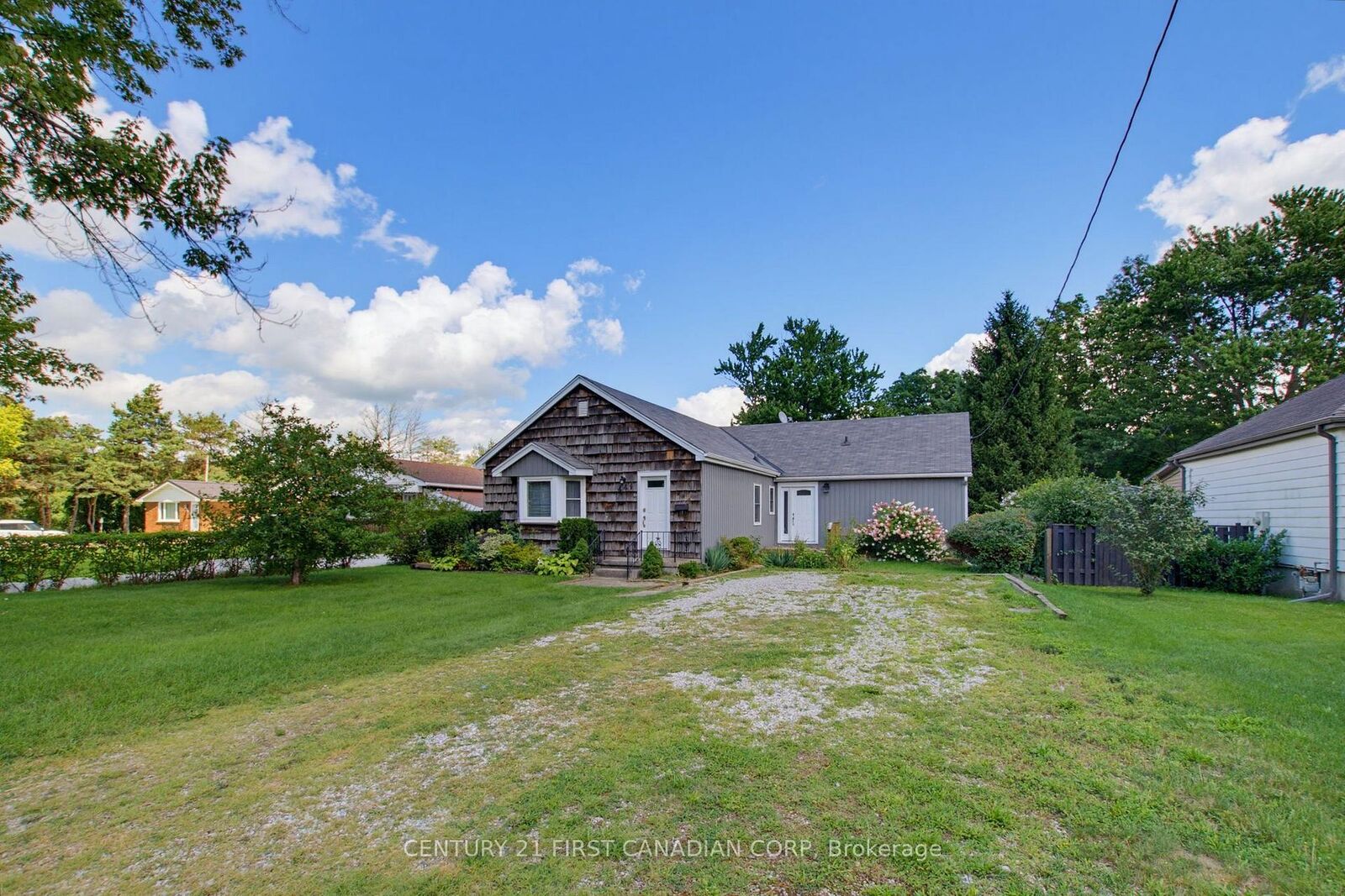 Property Photo:  444 Forest Lawn Avenue  ON N5V 1T1 