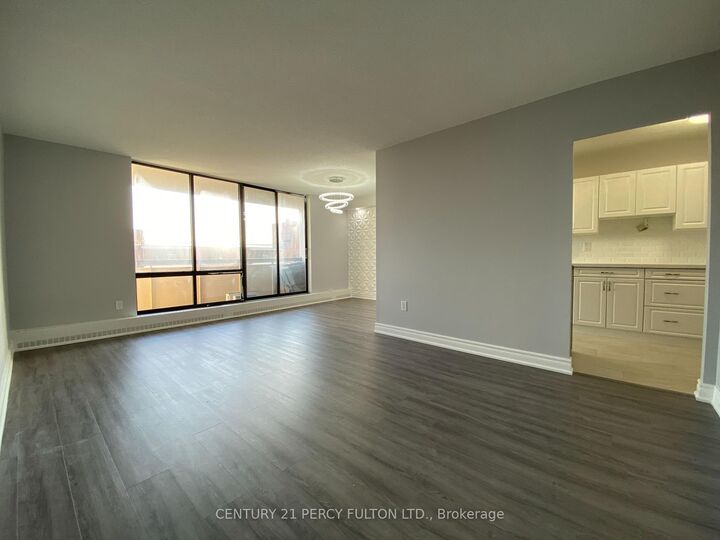 Property Photo:  1250 Bridletowne Circle 602  ON M1W 2V1 