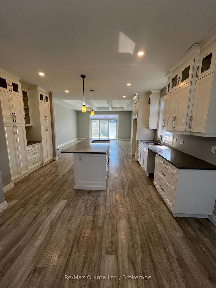 Property Photo: 29 Gavin Crescent ON K8V 0H2