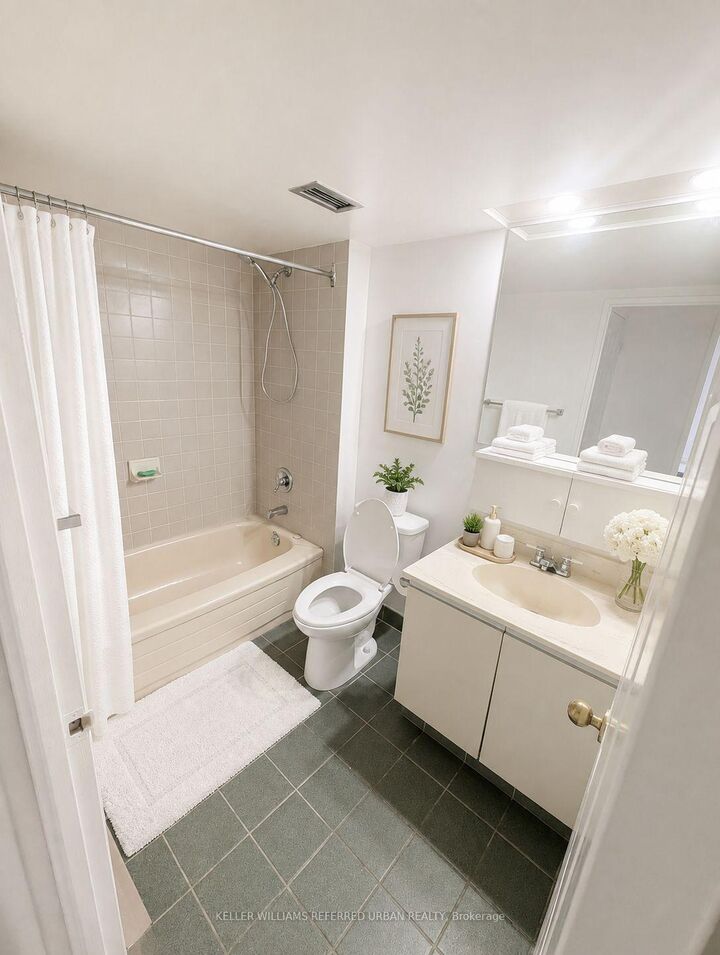 Property Photo: 705 King Street W 215 ON M5V 2W8