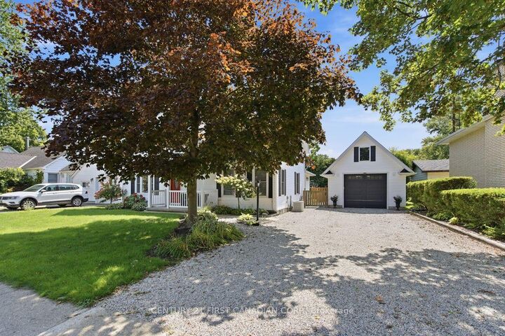 Property Photo:  212 Main Street  ON N0L 2P0 