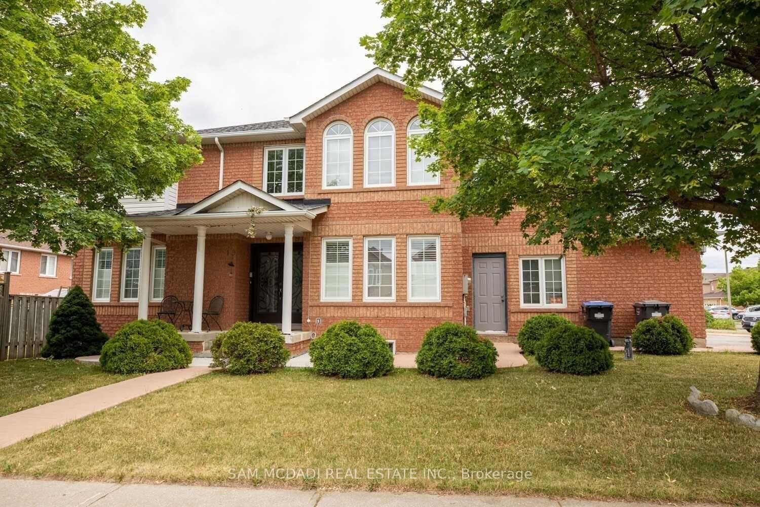 Property Photo:  19 Sterritt Drive  ON L6Y 5E4 