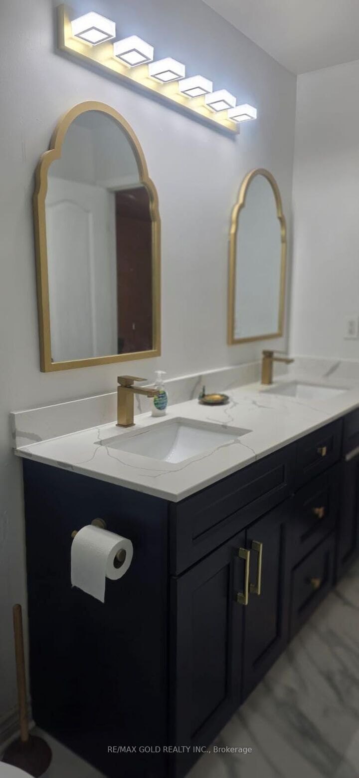 Property Photo:  57 River Rock Crescent  ON L7A 2W9 