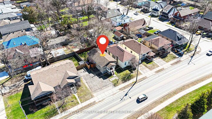 Property Photo:  434 Egerton Street  ON N5W 3Z4 