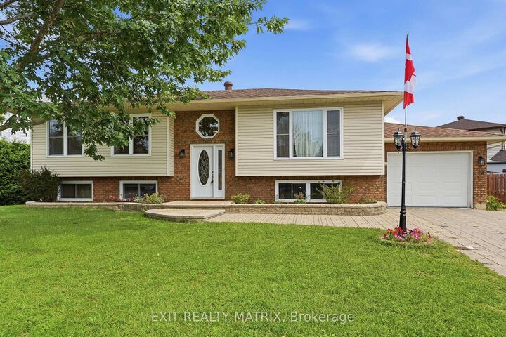 Property Photo: 56 Isabelle Street ON K0A 1M0