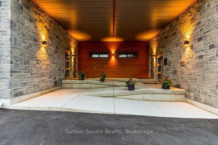 Property Photo: 535 Issac Street 202 ON N0H 2T0