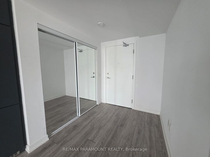 Property Photo:  1100 Sheppard Avenue W 1032  ON M3J 0H1 