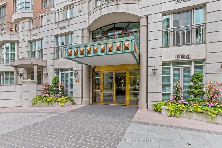 Property Photo: 33 Delisle Avenue 108 ON M4V 3C7