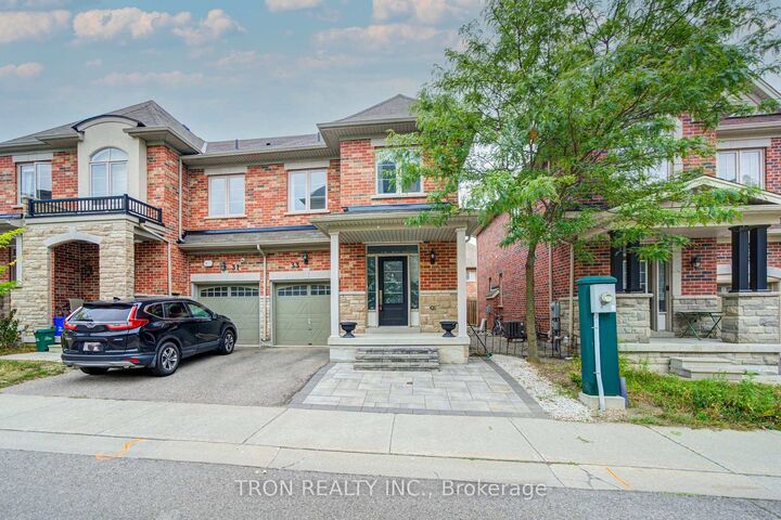 33 Mazarine Lane — photo 1