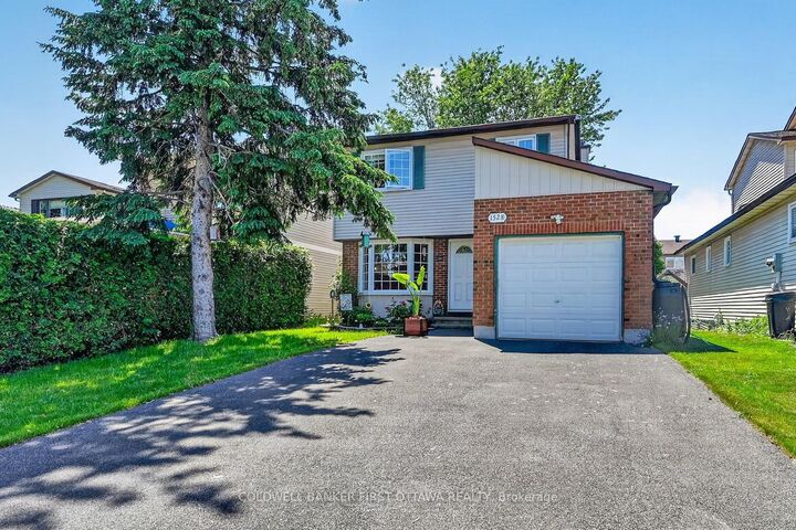Property Photo:  1528 Brookmill Lane  ON K1B 5G4 