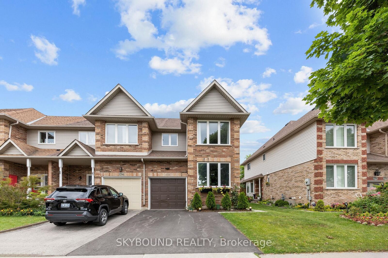 Property Photo:  1296 Blanshard Drive  ON L7M 4S3 
