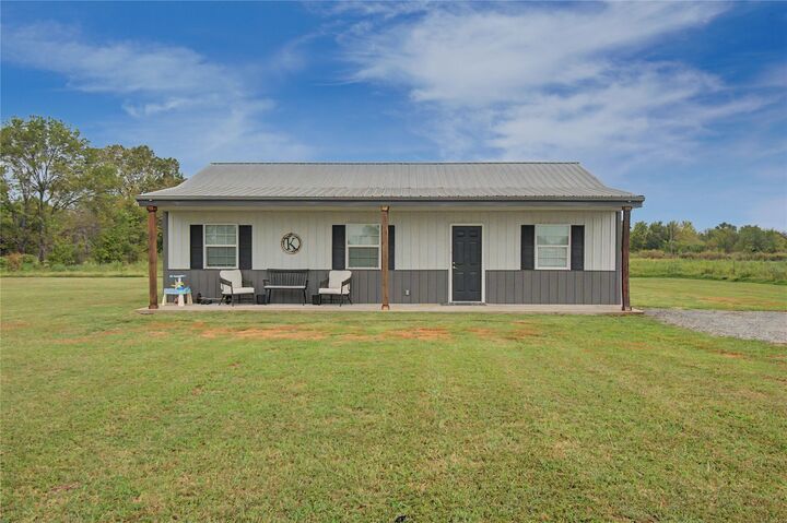 Property Photo: 11732 Oktaha Road OK 74450