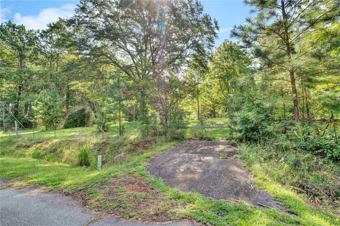 Property Photo:  1506 Park Ridge Drive  SC 29672 