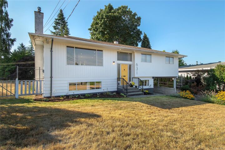 Property Photo: 631 Warden Cds BC V9W 3Y4