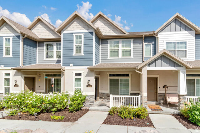 Property Photo:  5264 S Tucker Ct W  UT 84118 